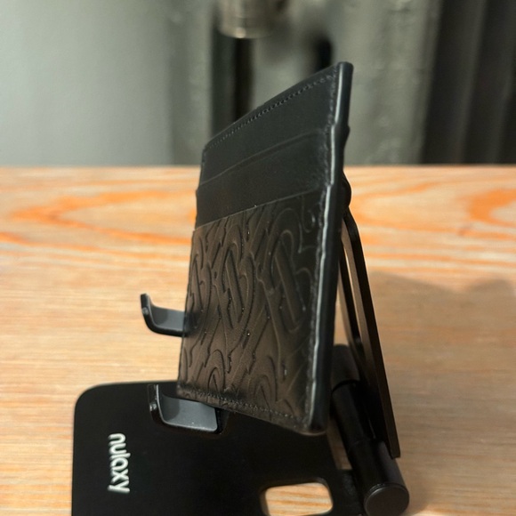 Burberry Embossed black - Picture 3 of 12